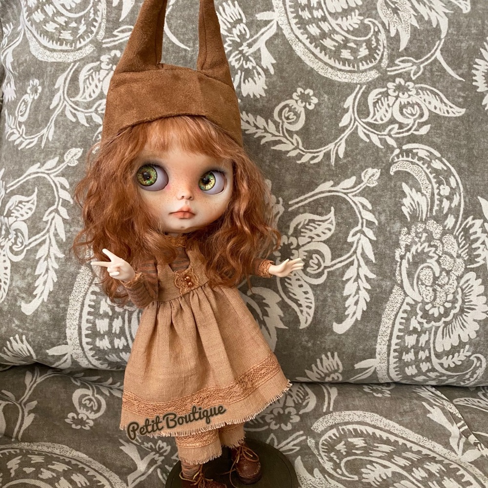 Blythe Doll - Picture 2 of 9